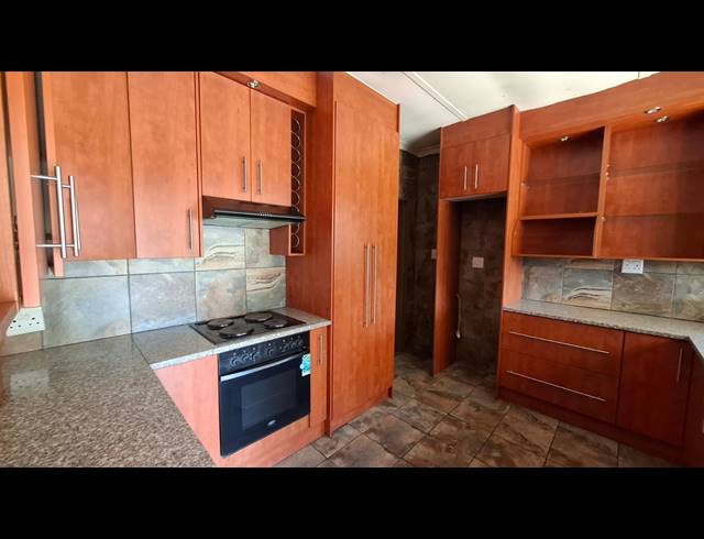 4 BEDROOM HOUSE SOLD IN THREE RIVERS